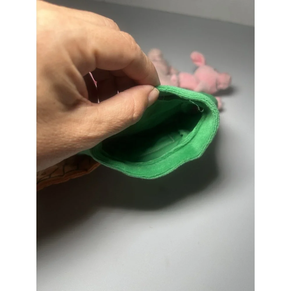 Little Scholastic This Little Piggy Puppet Book Piggies Learning Glove Book